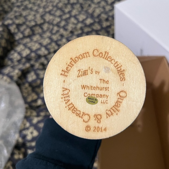 Zim’s Nutcracker collectible !!!FIRM - Picture 4 of 7